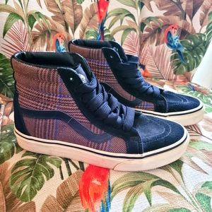 Womens high top plaid Vans. Size 7.5
